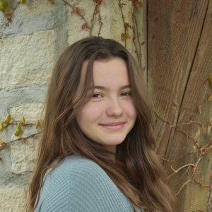 Meet your Posher, Kaya